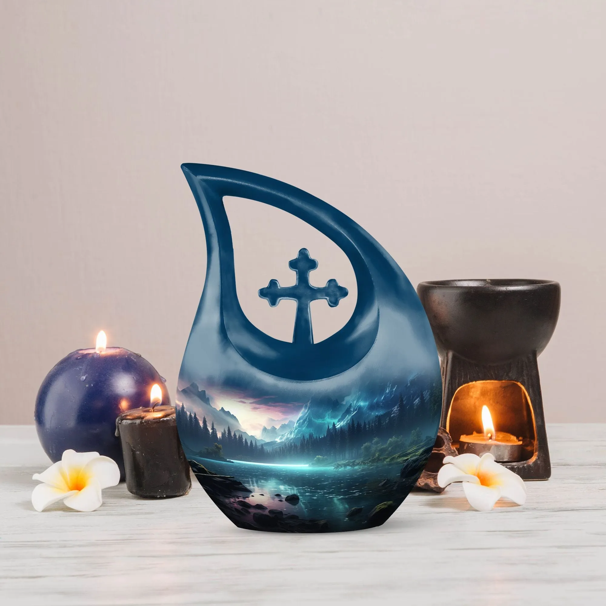 Aurora Urn - Transformable Way of Memorializing Loved Ones