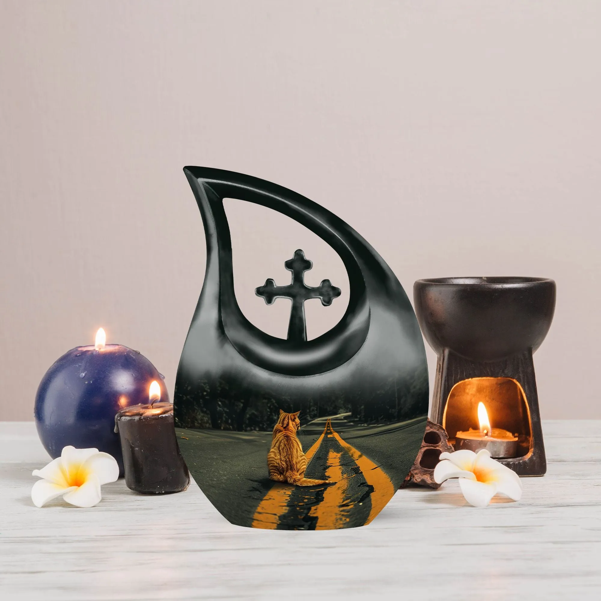 Memorial Orange Cat Urn - A Symbolic Abode for Loved Ones
