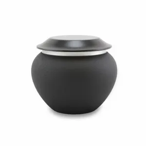 Onyx Pet Urn In Extra Small