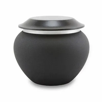 Onyx Pet Urn In Medium