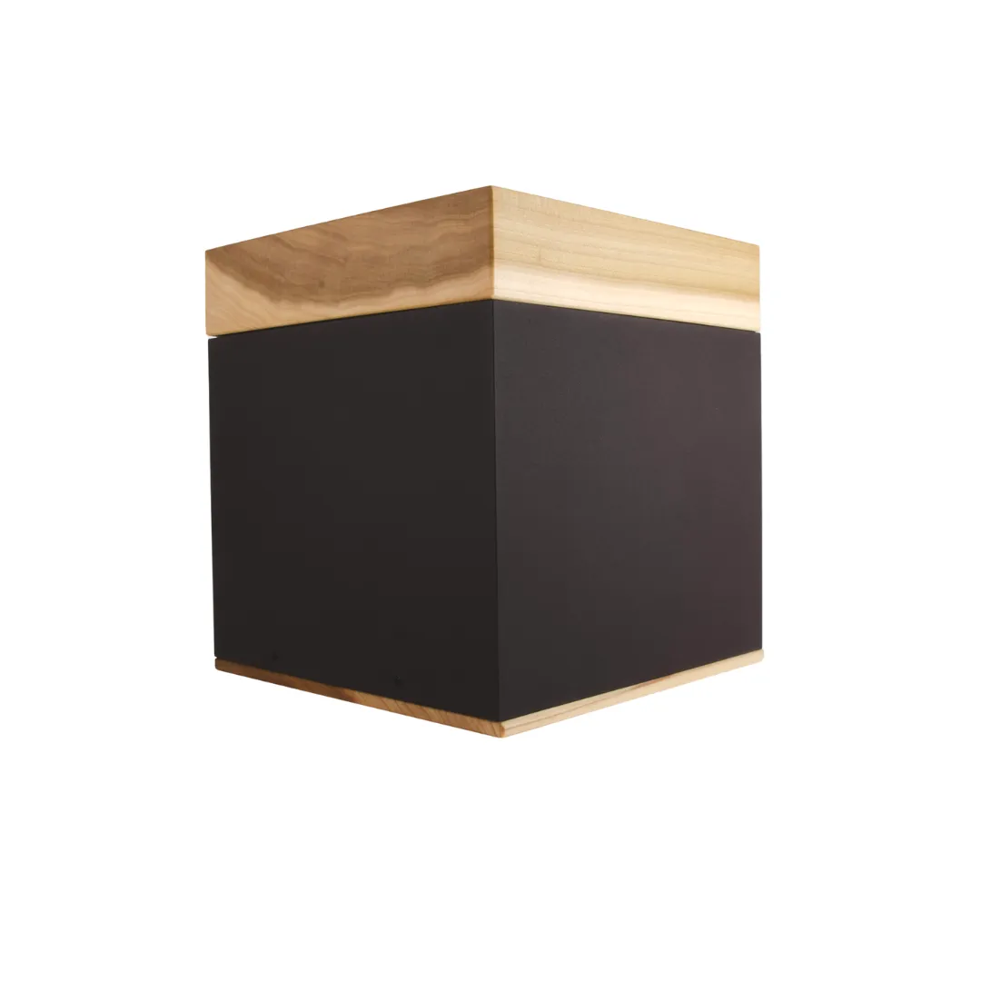 The Lenox Urn in Poplar